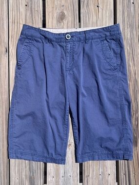 •Eddie Bauer Bermuda Chino Shorts! VGUC!